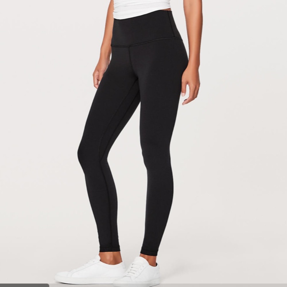 black lulu lemon leggings